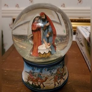 Nativity Scene Musical Snow Globe